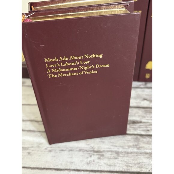 Works of Shakespeare Mini Red Gold Hardcover 1-6 Volume Set & 9 - Picture 4 of 13